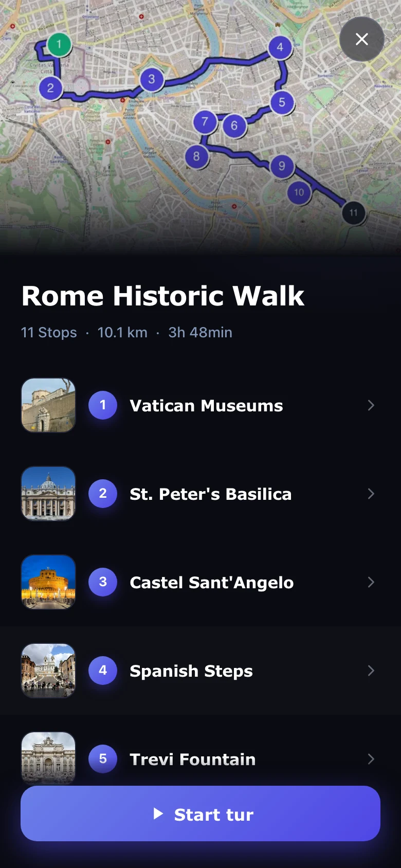 En genereret historisk vandretur i Rom: et kort tegner en rute med 11 stop hen over byen og lister Vatikanmuseerne, Peterskirken, Castel Sant'Angelo, Den Spanske Trappe og Trevifontænen, med en 'Start tur'-knap.