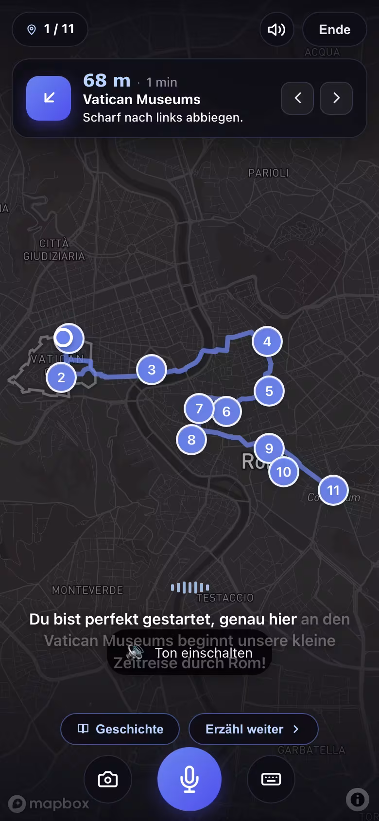 Die Live-Kartenansicht: die Route zum nächsten Stopp ist quer durch Rom gezeichnet, mit nummerierten Markern, und unten sitzen die Antwort-Bedienelemente für Foto, Stimme und Text.