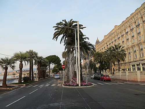 La Croisette in Cannes, stop 1 on the self-guided walking tour
