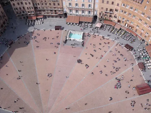 Piazza del Campo in Siena, stop 1 on the self-guided walking tour
