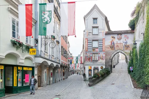 Enge Gasse in Steyr, stop 5 on the self-guided walking tour