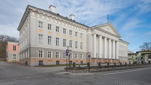 University of Tartu Main Building, stop 7 on the self-guided walking tour