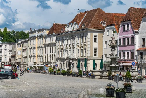 Stadtplatz in Steyr, stop 1 on the self-guided walking tour