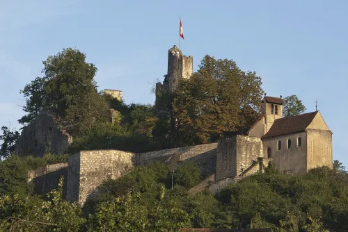 Ruine Stein in Baden, stop 1 on the self-guided walking tour