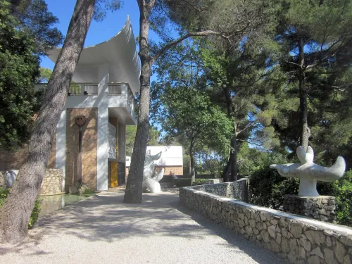Fondation Maeght in Saint Paul De Vence, stop 1 on the self-guided walking tour