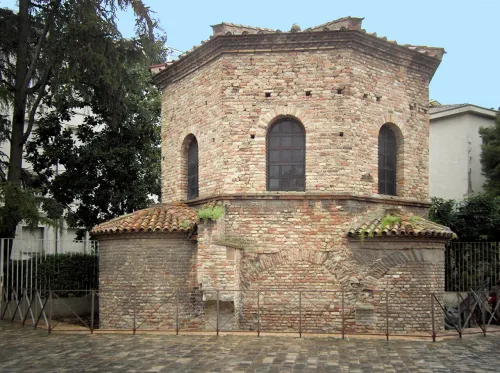 Battistero degli Ariani in Ravenna, stop 9 on the self-guided walking tour