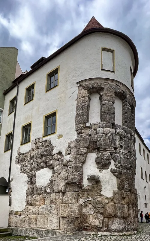 Porta Praetoria in Regensburg, stop 10 on the self-guided walking tour