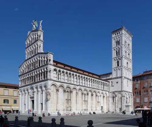Piazza San Michele & San Michele in Foro in Lucca, stop 2 on the self-guided walking tour