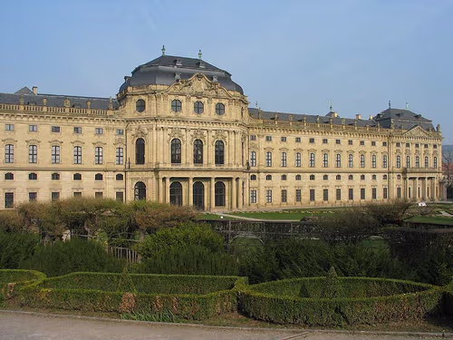 Würzburger Residenz, Station 1 auf dem selbstgeführten Stadtrundgang