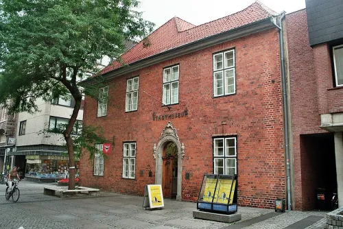 Warleberger Hof in Kiel, stop 8 on the self-guided walking tour