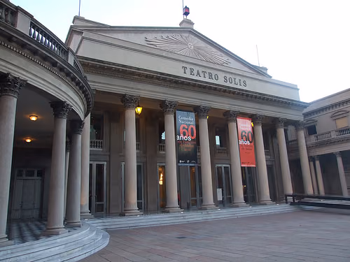 Teatro Solís i Montevideo, stop 12 på den selvguidede vandretur