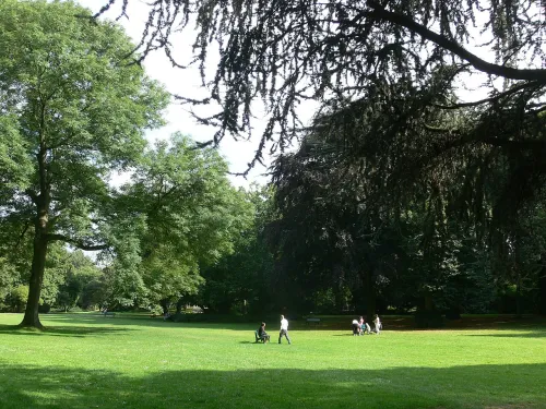 Hofgarten in Düsseldorf, Station 11 auf dem selbstgeführten Stadtrundgang