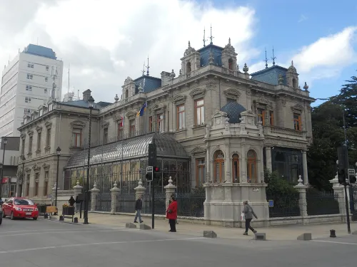 Palacio Sara Braun a Punta Arenas, tappa 9 della visita a piedi autoguidata