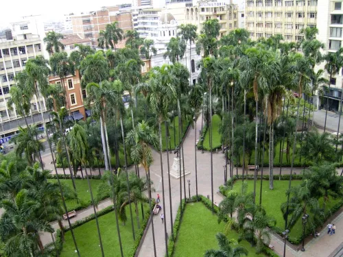 Plaza de Caycedo in Cali, Station 1 auf dem selbstgeführten Stadtrundgang