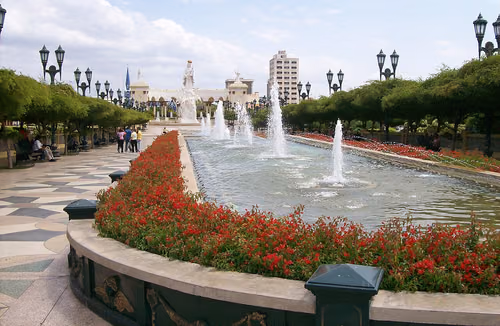 Plaza y Monumento a la Chinita a Maracaibo, tappa 7 della visita a piedi autoguidata