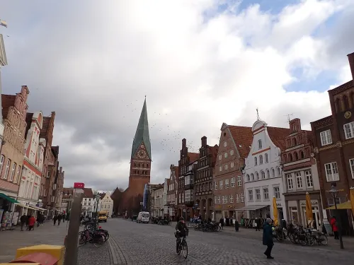 Am Sande in Luneburg, stop 4 on the self-guided walking tour