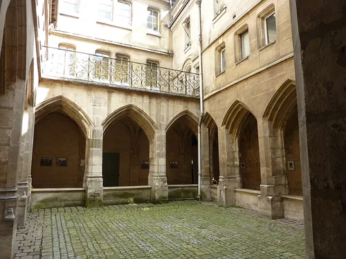 Cloister of the Billettes