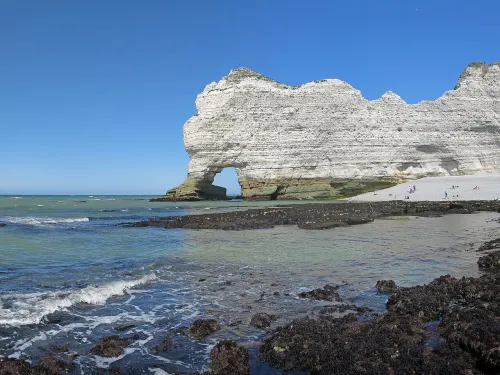 Falaise d'Amont in Etretat, stop 8 on the self-guided walking tour
