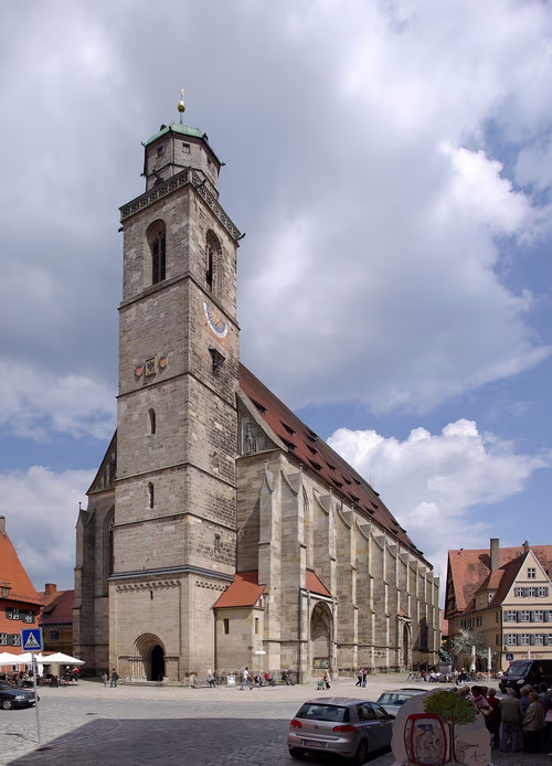 Munster St. Georg in Dinkelsbühl, stop 1 on the self-guided walking tour