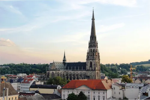 New Cathedral (Mariendom) in Linz, stop 4 on the self-guided walking tour