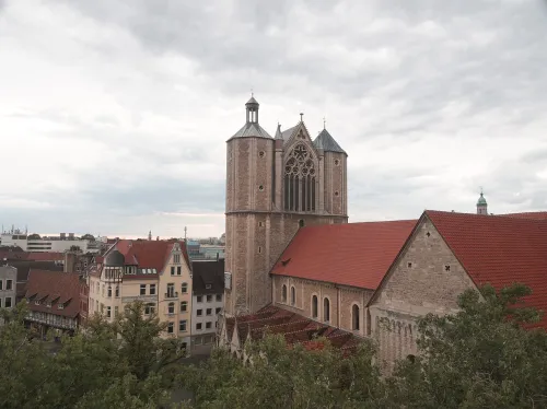 Dom St. Blasii in Braunschweig, stop 7 on the self-guided walking tour