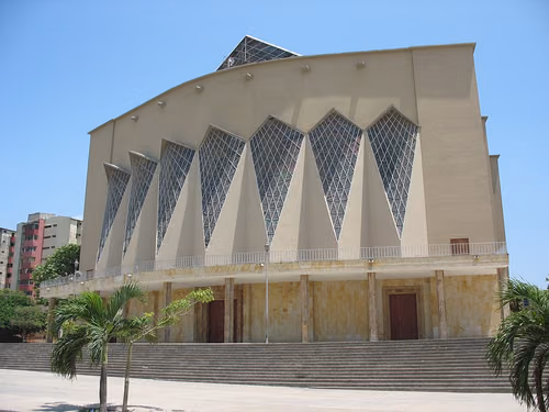 Catedral Metropolitana María Reina de Barranquilla, stop 1 på den selvguidede vandretur