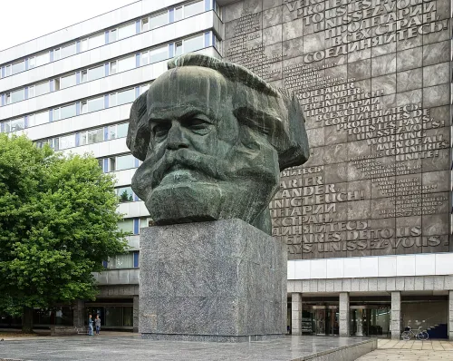 Karl Marx Monument in Chemnitz, stop 1 on the self-guided walking tour
