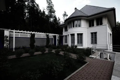 Villa Blanche (Maison Blanche, Le Corbusier) in La Chaux De Fonds, stop 1 on the self-guided walking tour