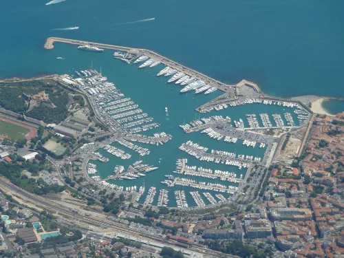 Port Vauban in Antibes, stop 2 on the self-guided walking tour