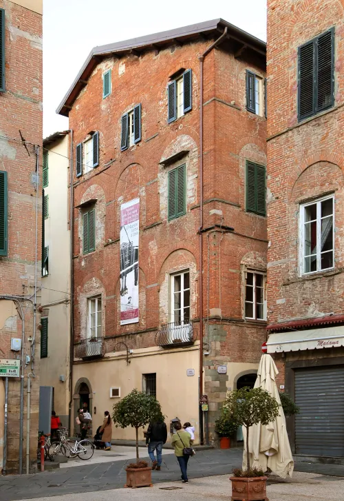 Puccini's Birthplace (Casa Natale di Giacomo Puccini) in Lucca, stop 4 on the self-guided walking tour