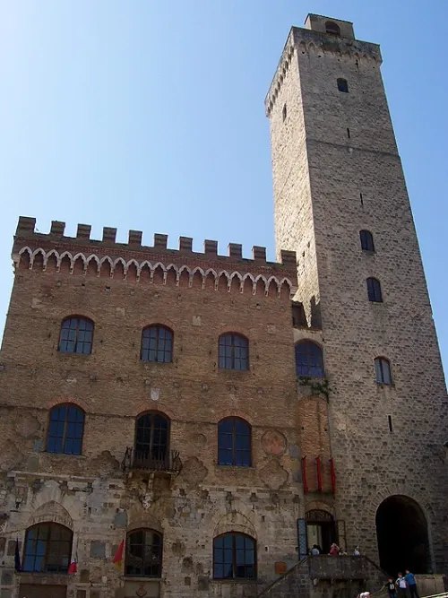 Palazzo Comunale (Palazzo del Popolo) in San Gimignano, stop 3 on the self-guided walking tour
