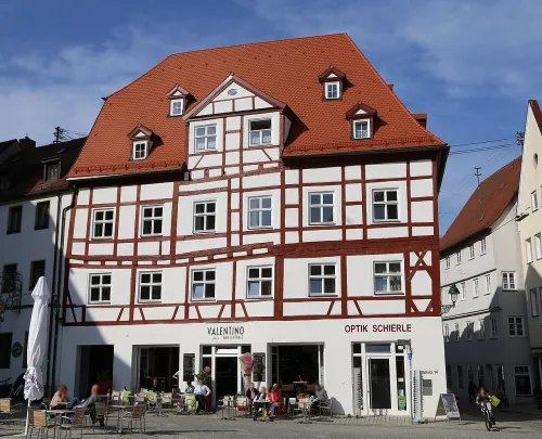 Marktplatz (Ehemalige Fleischbank) in Nördlingen, stop 8 on the self-guided walking tour