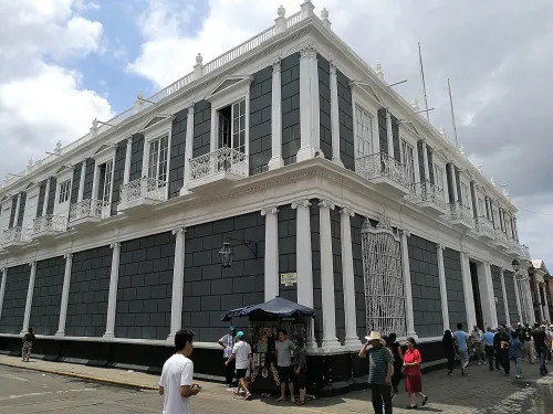 Palacio Iturregui in Trujillo, Station 4 auf dem Stadtrundgang auf eigene Faust