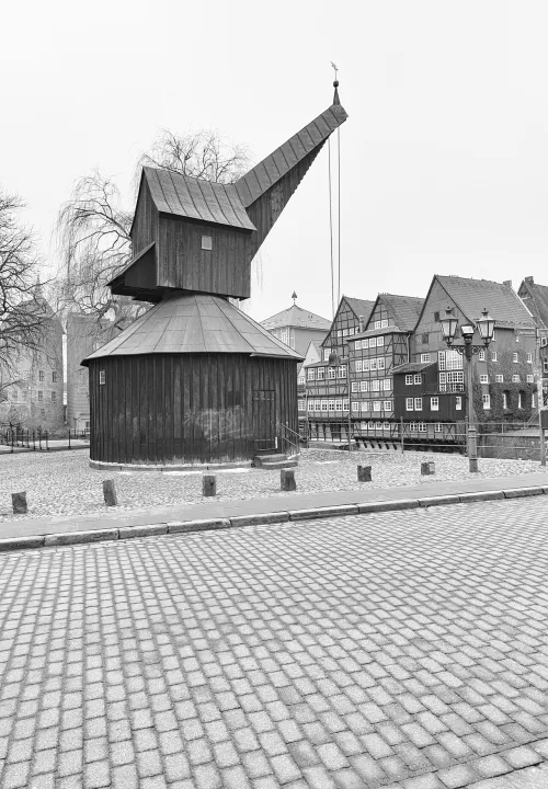 Alter Kran in Luneburg, stop 7 on the self-guided walking tour