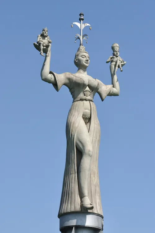 Imperia-Statue in Konstanz, stop 10 on the self-guided walking tour