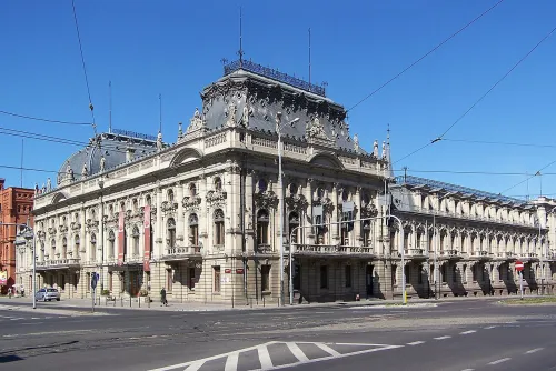 Izrael Poznański Palace in Lodz, stop 2 on the self-guided walking tour