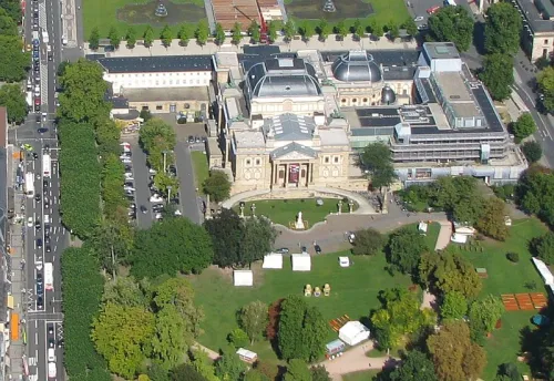 Hessisches Staatstheater Wiesbaden, Station 3 auf dem selbstgeführten Stadtrundgang