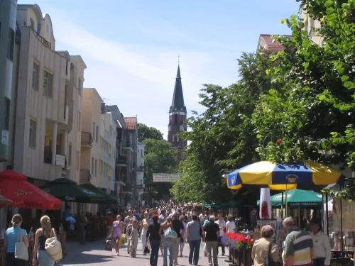 Bohaterów Monte Cassino Street in Sopot, stop 1 on the self-guided walking tour