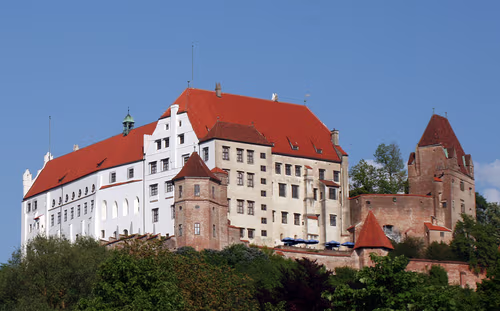 Burg Trausnitz in Landshut, stop 1 on the self-guided walking tour