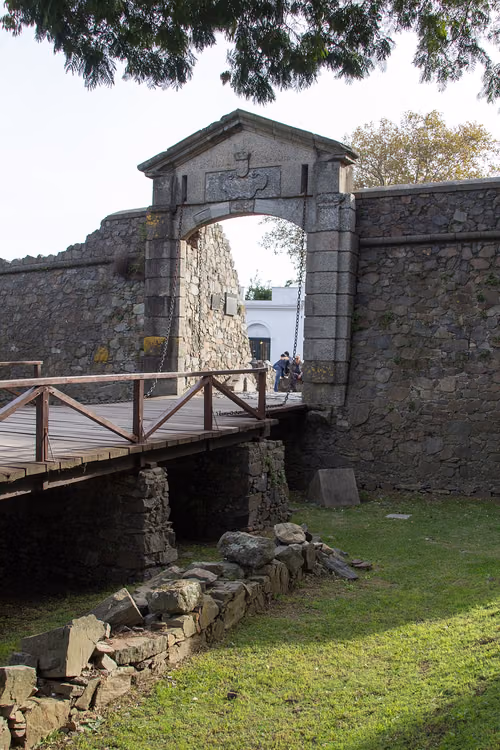 Portón de Campo i Colonia del Sacramento, stop 1 på den selvguidede vandretur