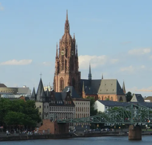 Kaiserdom St. Bartholomaeus in Frankfurt, stop 3 on the self-guided walking tour