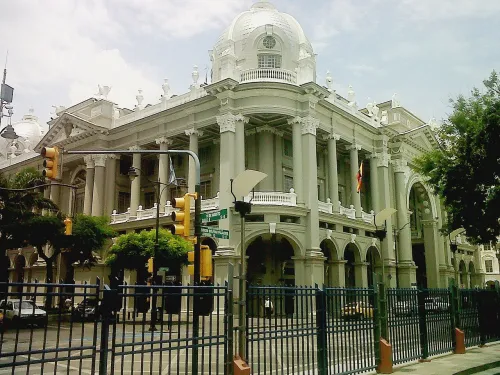 Palacio Municipal de Guayaqui a Guayaquil, tappa 4 della visita a piedi autoguidata