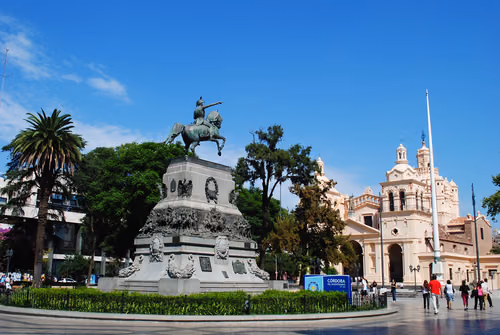 Plaza San Martín i Córdoba, Argentina, stop 1 på den selvguidede vandretur