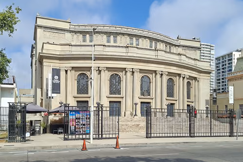 Teatro Municipal de Viña del Mar in Viña del Mar, Station 5 auf dem Stadtrundgang auf eigene Faust