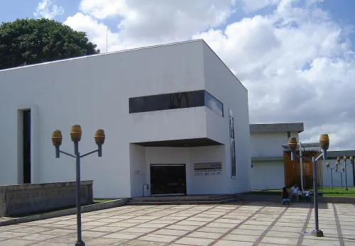 Museo de Arte Moderno Jesús Soto a Ciudad Bolívar, tappa 5 della visita a piedi autoguidata