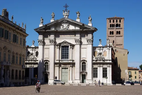 Mantua Cathedral, stop 10 on the self-guided walking tour