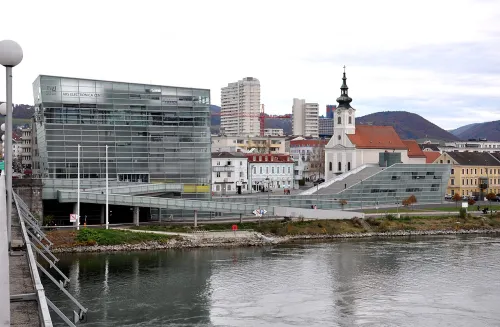 Ars Electronica Center in Linz, stop 8 on the self-guided walking tour