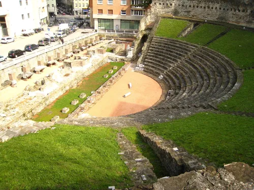 Römisches Theater in Trieste, stop 8 on the self-guided walking tour
