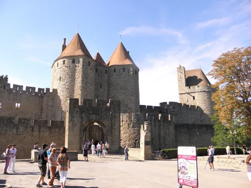 Porte Narbonnaise in Carcassonne, Station 3 auf dem selbstgeführten Stadtrundgang