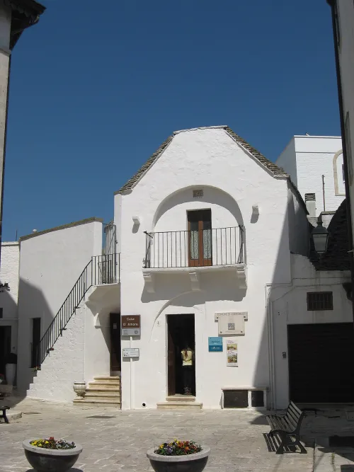 Casa d'Amore in Alberobello, stop 3 on the self-guided walking tour